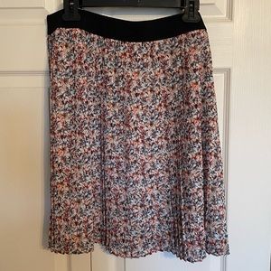 *NEW* Loft Floral Pleated Skirt, Size XL